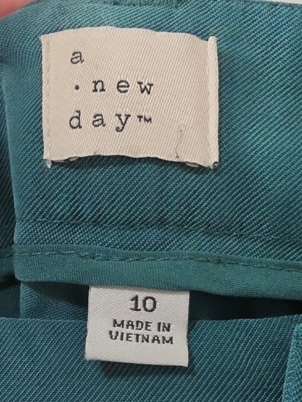 A New Day Teal Wide-Leg Pleated Pants – Size 10 - Picture 2 of 7